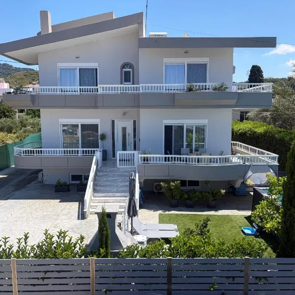 GianAngelo Holiday Villa, hotel v mestu Kremasti