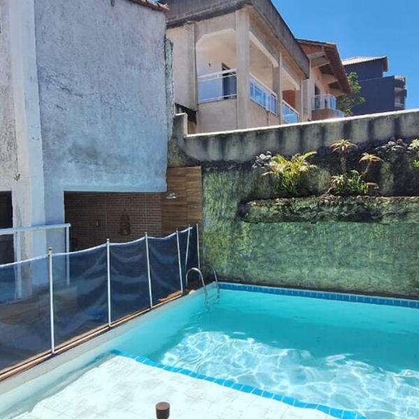 Casa Azul c/ Piscina e Churrasqueira - Foto 2