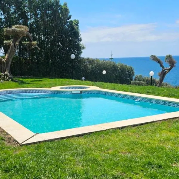 Elegante alojamiento cerca de Vigo y playas, hotel Oya városában