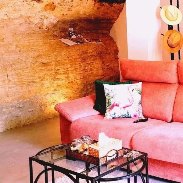 Casa Cueva Las Chicas del Puente โรงแรมในเซเตนิล