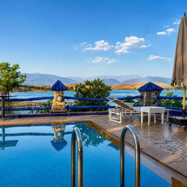 Rive Du Lac، فندق في للا تكركوست