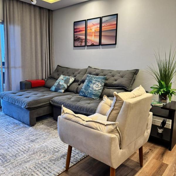 oceanfront penthouse 4 bedrooms 2 suites, 2 parking spaces