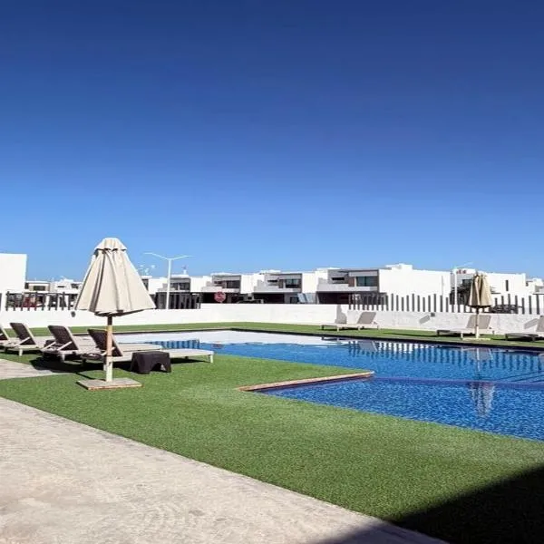 Casa moderna, 3 recámaras, alberca, La Paz BCS, hotel in La Paz