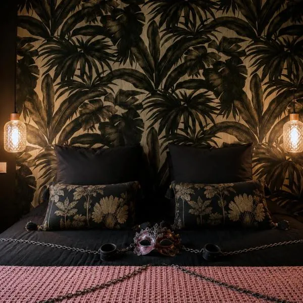ღ Love Room intime - Sauna - Hmm OH Oui ღ, hotel i Saint-Quentin