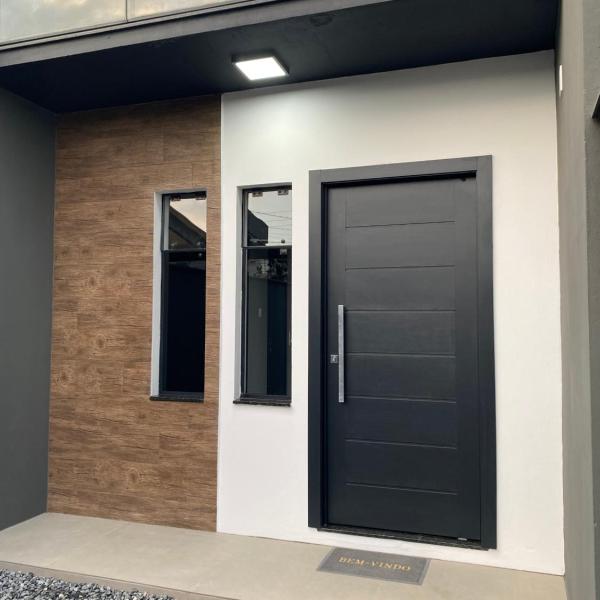 Casa nova e ampla, completa para sua hospedagem