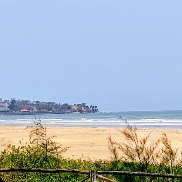 Nestle Sahayadri BeachFront Homestay Murudeshwar, отель в городе Māvalli