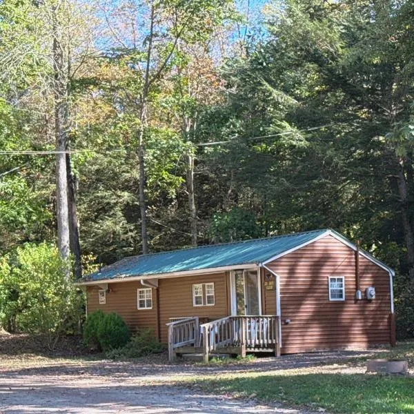 yellow creek campground,Penn Run的飯店