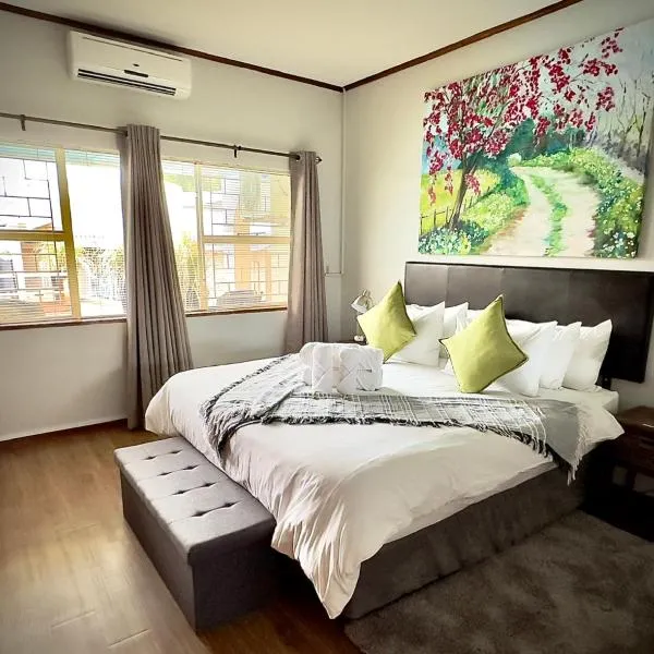 Kliprand Guest House، فندق في جلوسوب