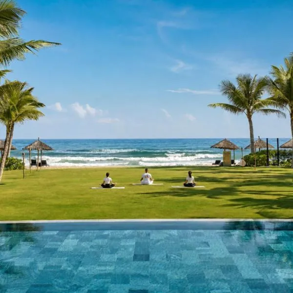 Royal Beachfront Resort Danang, hotel v destinaci Dien Ban