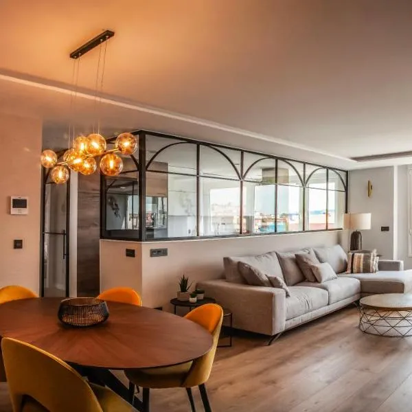 Plaza España - Apartamentos Burgos Deluxe, khách sạn ở Burgos