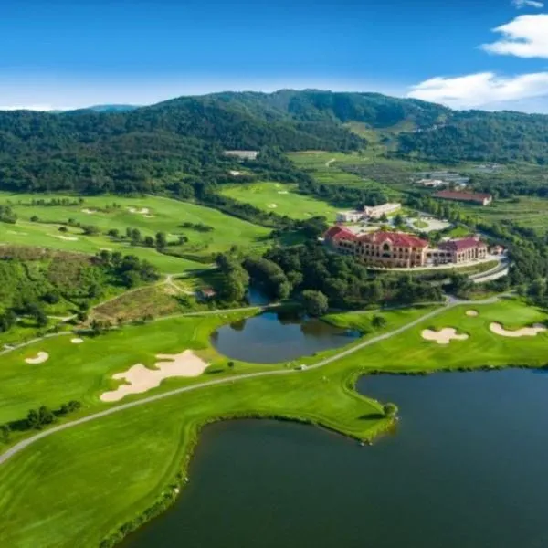 Xin Golf Resort and SPA Weihai, ξενοδοχείο σε Weihai