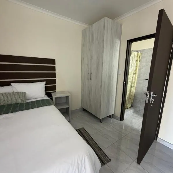 Coastwave Guesthouse CBD, hotel i Walvis Bay