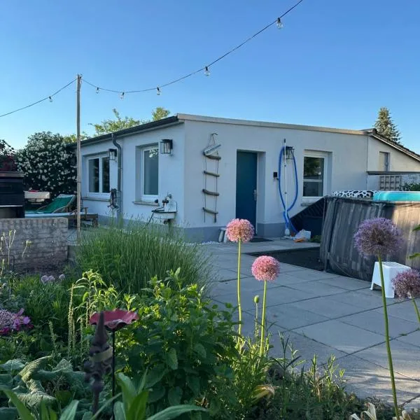 Hexenruhe, Eco Garden Studio Dietzenbach, hotel in Dietzenbach