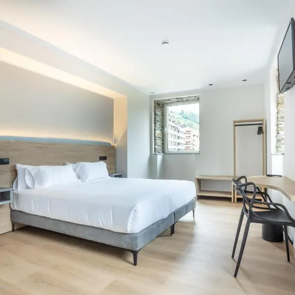 Hotel Truita, hotel u gradu 'Cangas del Narcea'