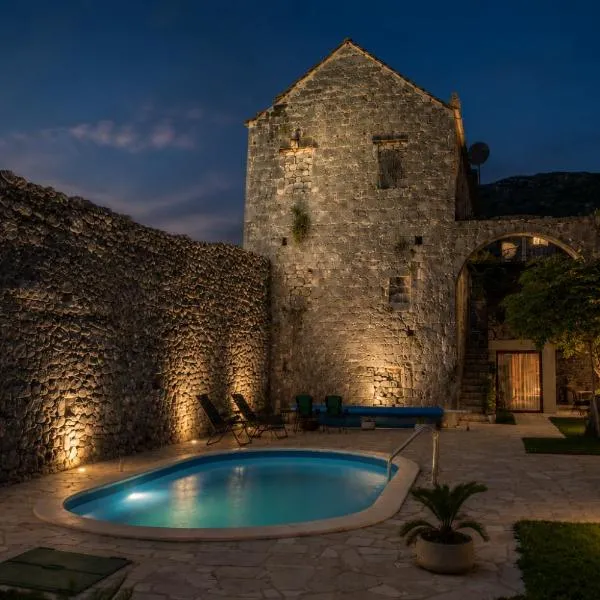 Villa Bilja Historic Stone Castle โรงแรมในเทรบินเย