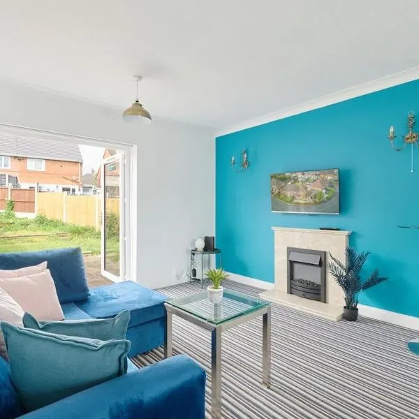 Lovely Home ST3 - 3BR - Garden, hotel in Stoke on Trent