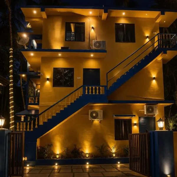 Karma Stay By The Bliss- Morjim, hotel i Morjim