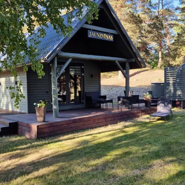 Brīvdienu māja Jaunzvīņas, hotel i Upesgrīva