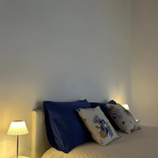 Mediterranean rooms, hotelli kohteessa Villaggio Resta