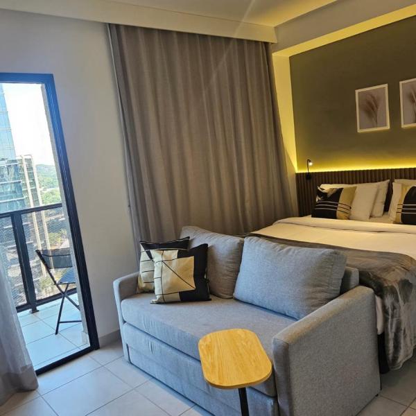 Conforto e Vista | Studio 31m² Vila Olímpia | WiFI