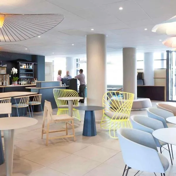 Novotel Suites Paris Montreuil Vincennes, hotel v Paríži