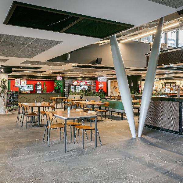 Viva trindade em frente à UFSC, prédio completo com food-hall - Foto 4