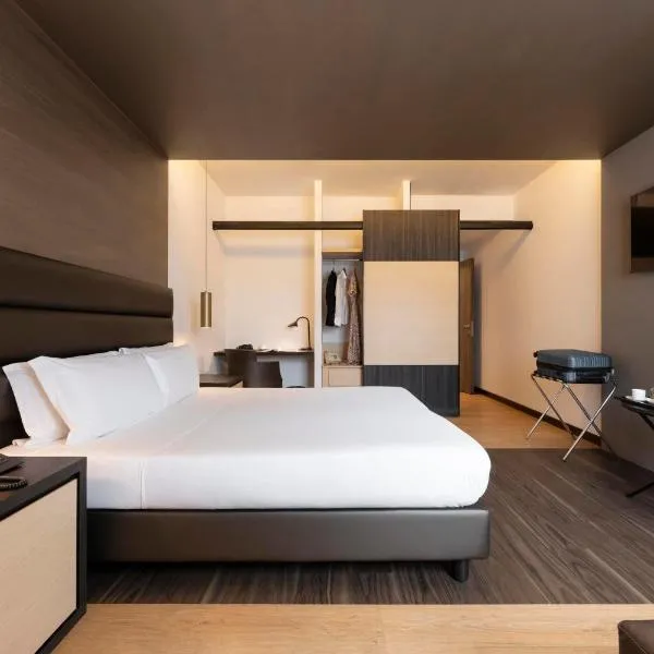 Warmthotel, Hotel in Rom