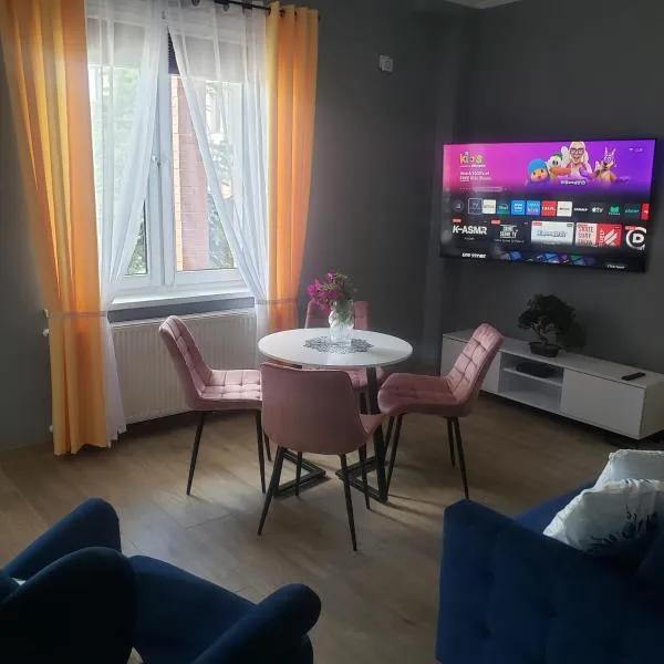 Apartamenty AGA13: Mikołajki şehrinde bir otel