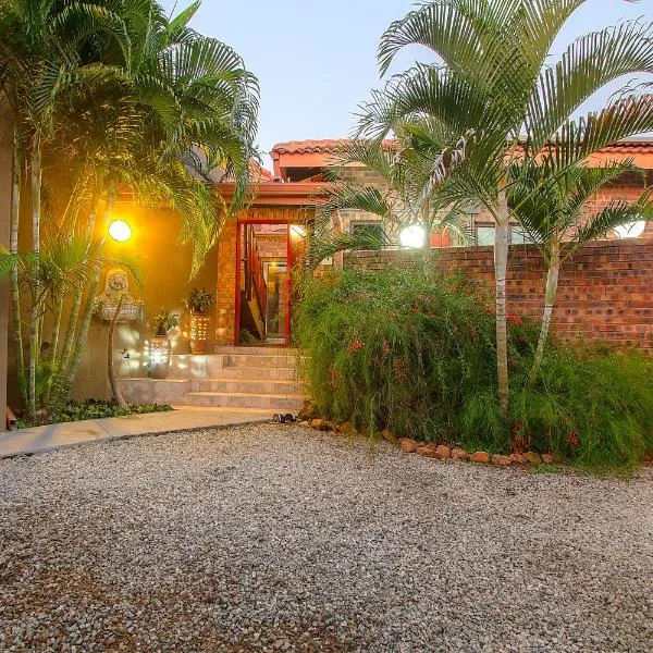 Kruger Afrique Lodge, hotel di Marloth Park