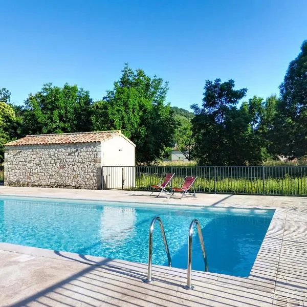 Terres de France - Le Domaine des Vans, hotelli kohteessa Chambonas