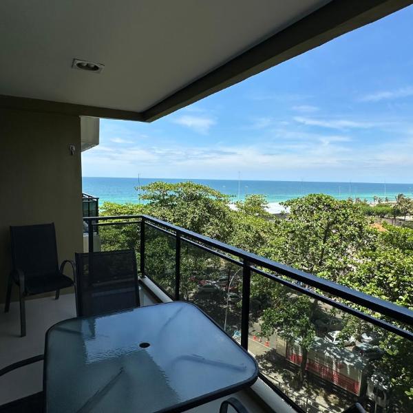 Seu paraíso no posto 6 da Barra!