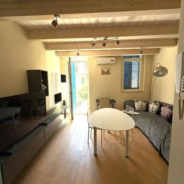 Dimora Dell Olmo, Hotel in Civitanova Marche