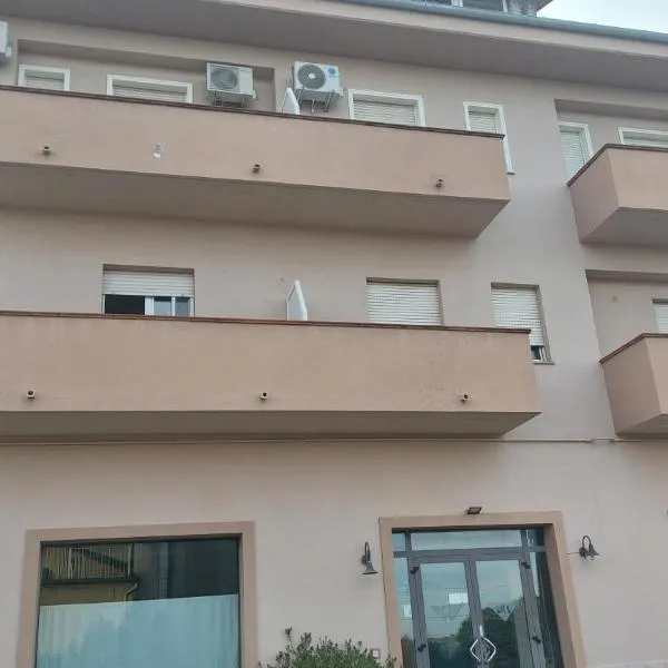 Life Hotel, hotelli kohteessa Ariano Irpino