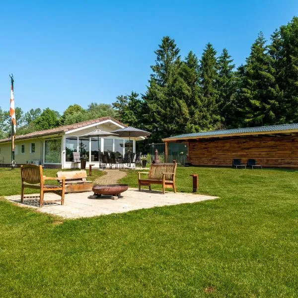 Chalet Achterbosch, hôtel à Lieshout
