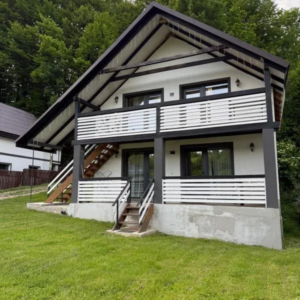 Family House, hôtel à Izki