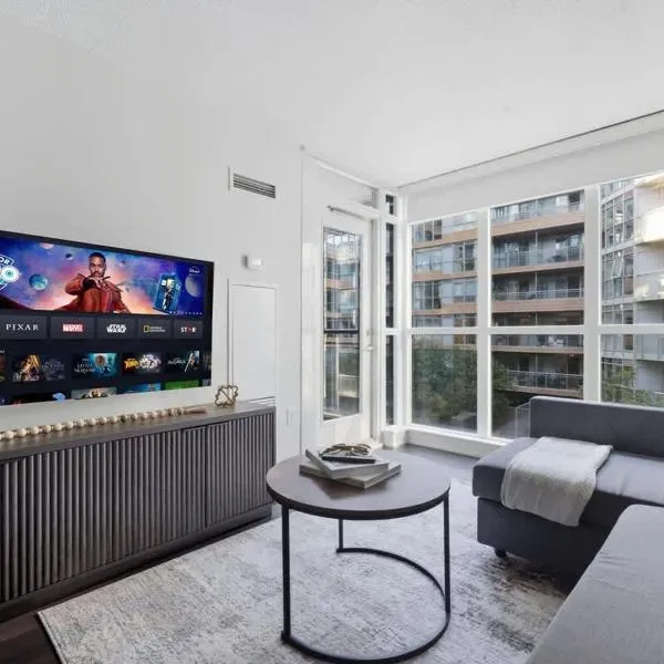 Trendy 1BR Condo Free Parking Downtown Toronto, hotell i Toronto