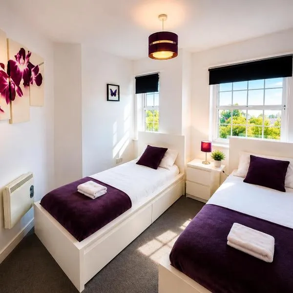 브리스톨에 위치한 호텔 Spacious 2-Bedroom Haven with Modern Amenities in Bradley Stoke
