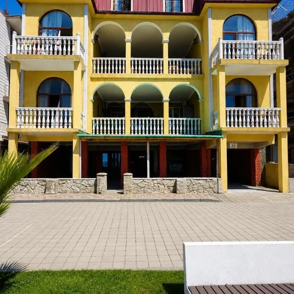Sunny Beach Hotel, хотел в Кобулети