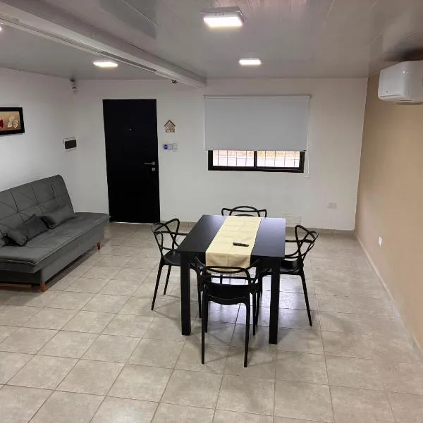 Dto Temporario Kuyen, hotel in Villa María