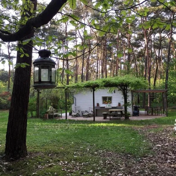 Gierle Garden Bungalow Escape, hotel a Lille