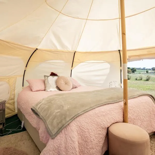 Bukirk Glamping & Luxury Cabins, Hotel in Clare
