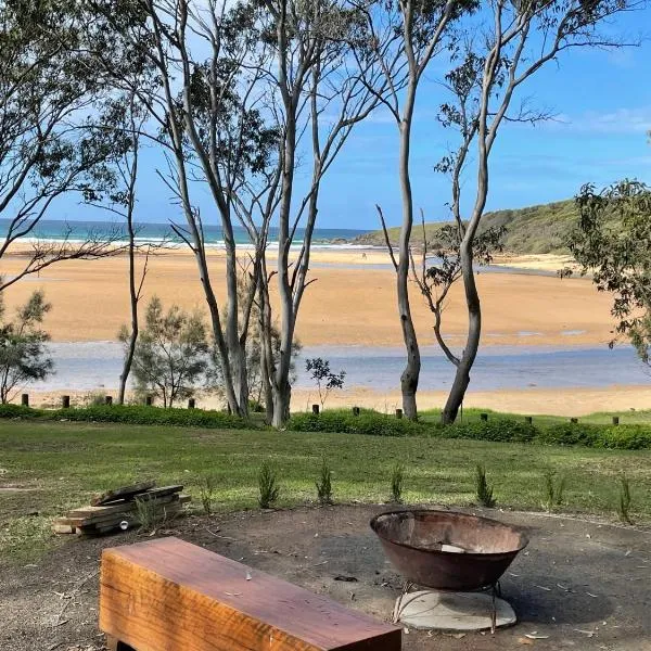Reflections Moonee Beach - Holiday Park، فندق في Moonee Beach