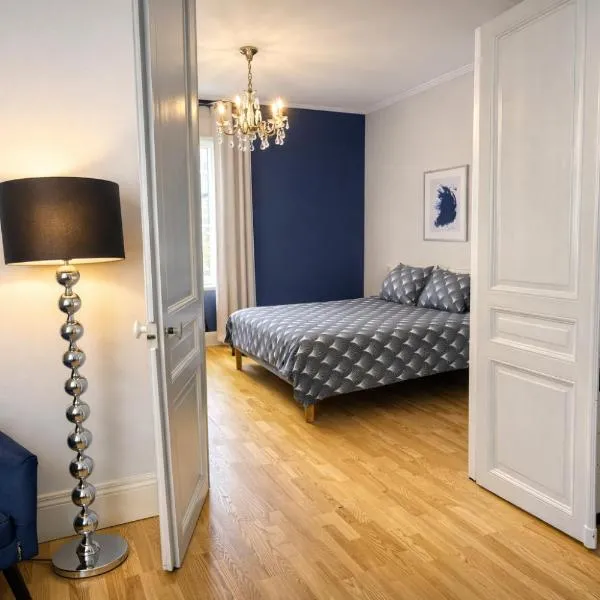 Suite Yves Klein - proche gare et centre-ville- entrée privée, hotel sa Remiremont