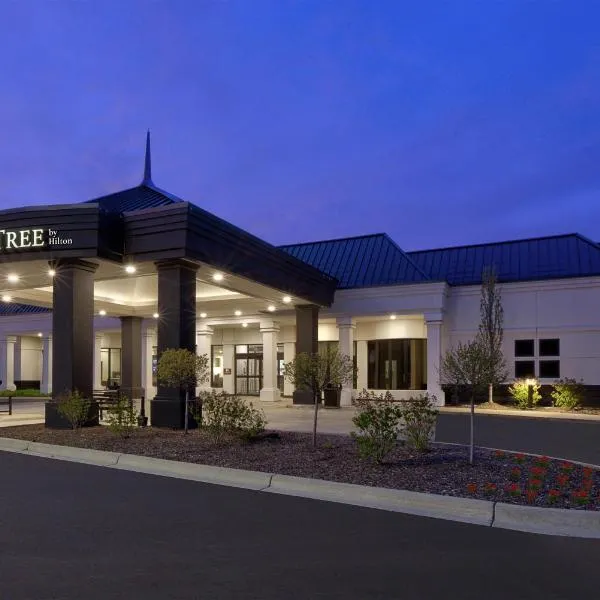 DoubleTree by Hilton Hotel Detroit Novi, hotel sa Novi