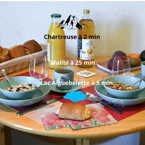 Appartement Cosy - Business & Détente - Lacs & Chartreuse - Proche A43: Saint-Béron şehrinde bir otel