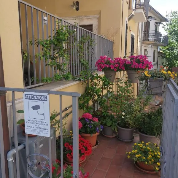 Dimora Visconti, hotel en San Demetrio neʼ Vestini