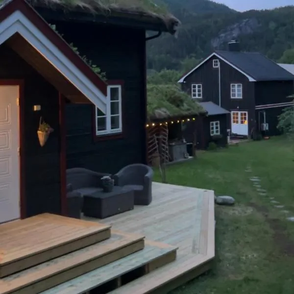 Stille og fredelig med panoramautsikt, hôtel à Valsøybotn