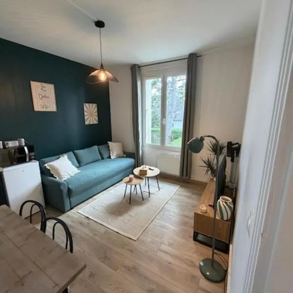 Appartement en bord de mer, hotel in Saint-Aubin-sur-Mer