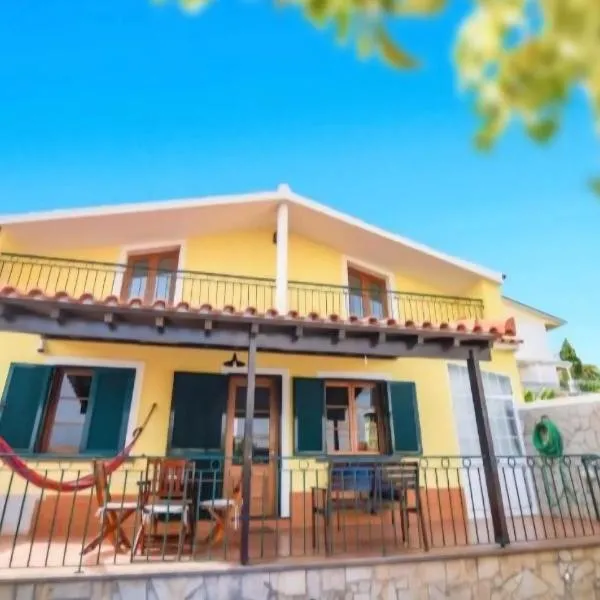 A House near CR7 Museum Madeira, hotel en Funchal