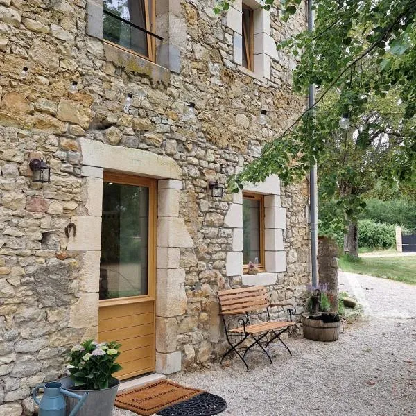 Grange de Ferrandou, hôtel à Tauriac